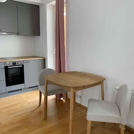 River View Cozy Apartment *